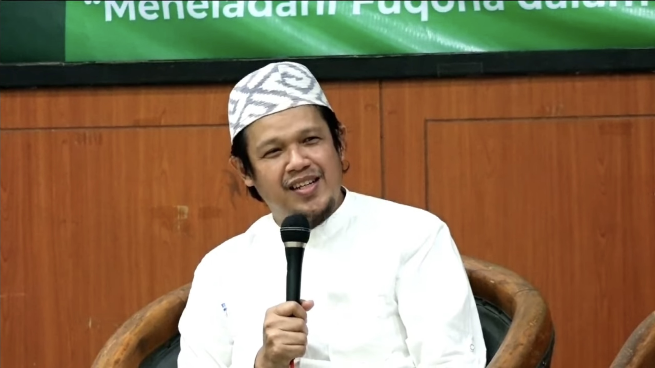 Mudir Ma’had Aly Lirboyo Kupas Tafaqquh Fi Ad-Din di Iftitah Ad-Dirasah Ma’had Aly Nurul Jadid Paiton