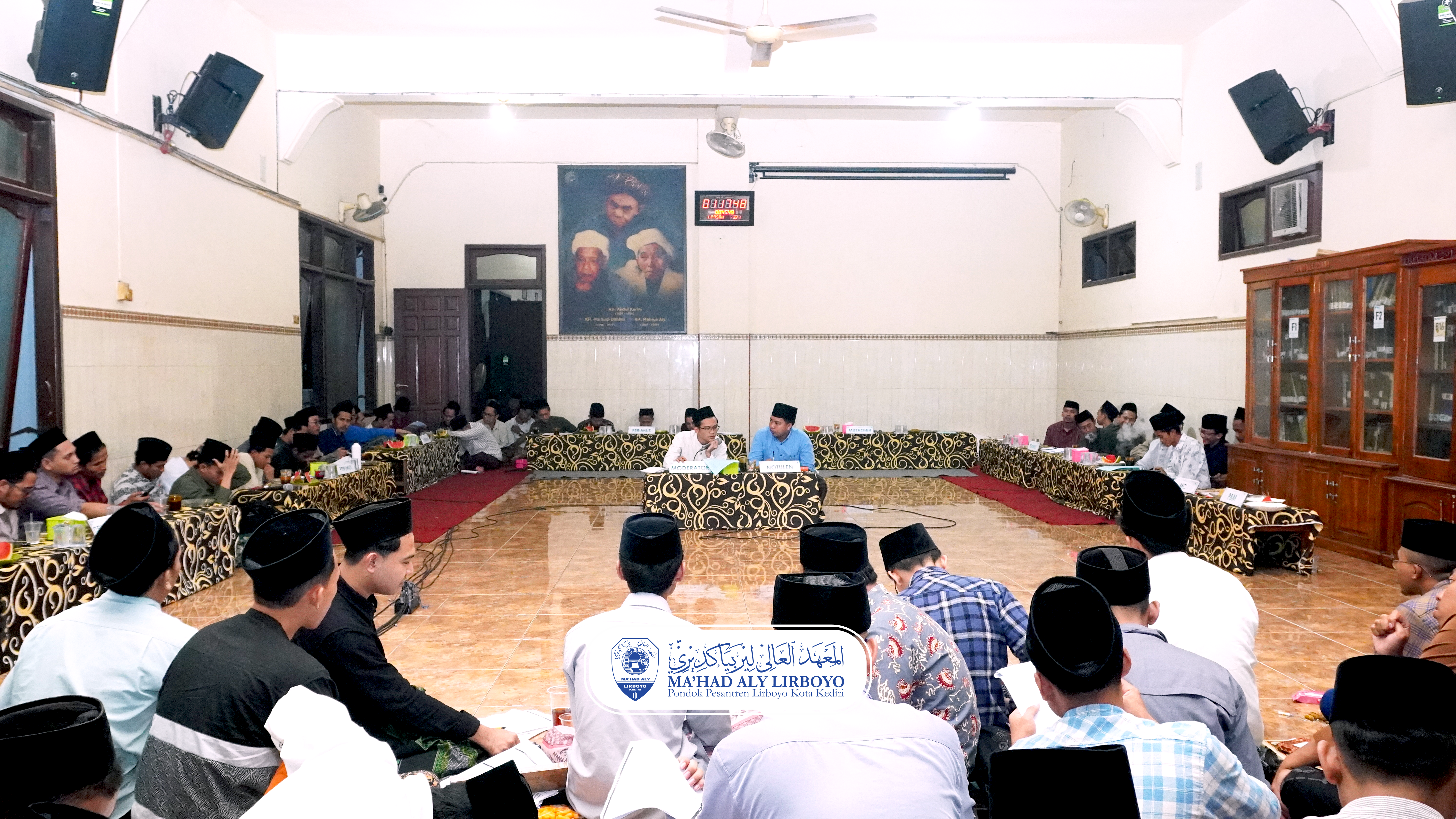 Mahasantri Semester Satu Mengkaji Etika Review Food Vloger dan Dampaknya pada Bisnis Kuliner