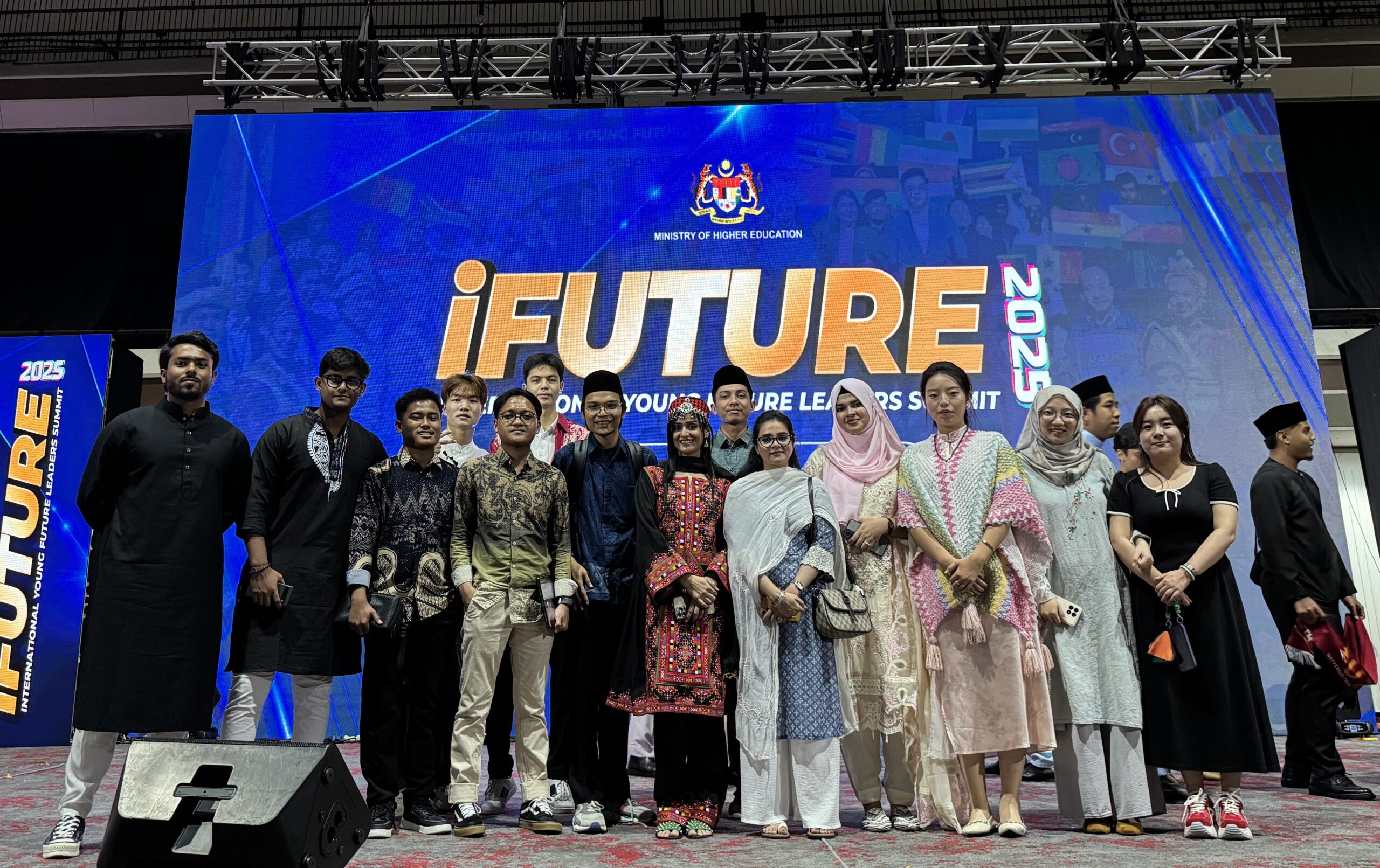 Kiprah Global Mahasantri Ma’had Aly di Forum Pemimpin Muda Dunia iFUTURE Summit 2025