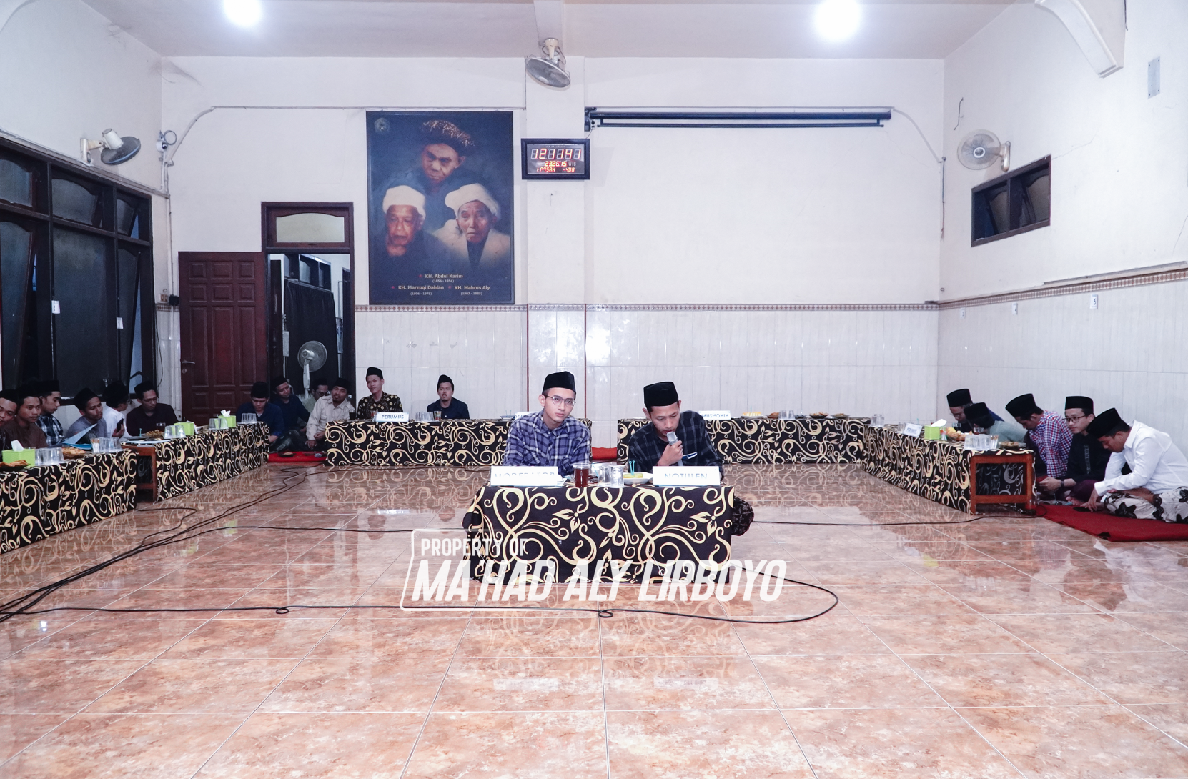 Mahasantri Semester Empat Bahas Relasi Fikih Salaf dan Kebebasan Berpendapat dalam Demokrasi Modern