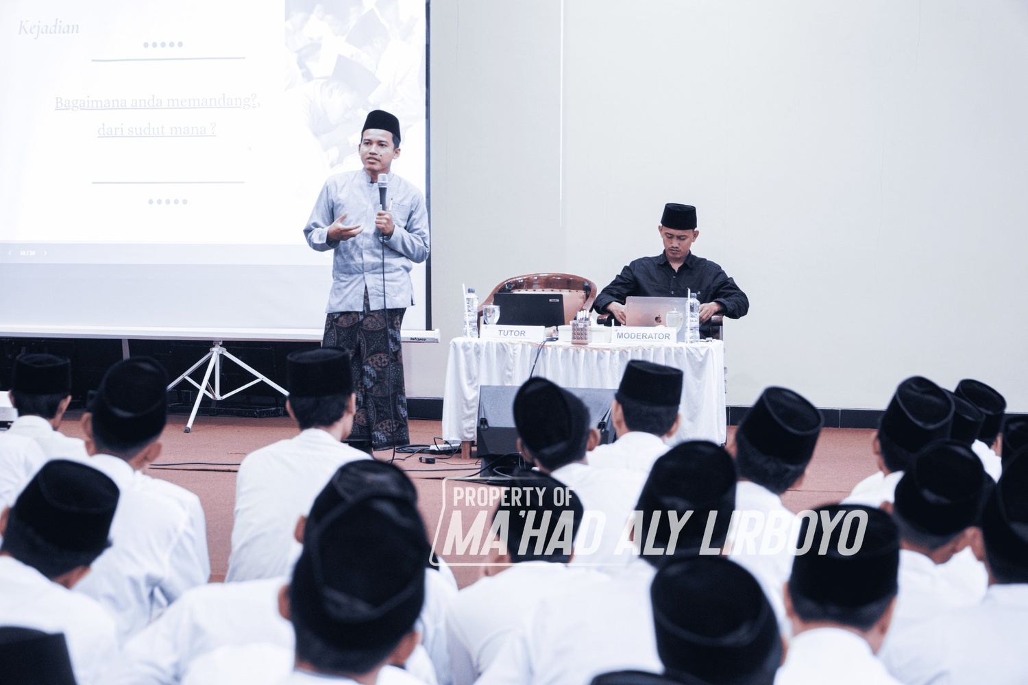 Ma’had Aly Lirboyo Gelar Kuliah Umum Marhalah Tsaniyah Bahas Teknik Penulisan dan Penyusunan Tesis