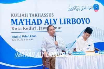 Takhrij, Kaidah Fikih, dan Maslahat: Tiga Kunci Memahami Hukum Islam