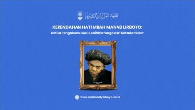 Kerendahan Hati Mbah Manab Lirboyo: Ketika Pengakuan Guru Lebih Berharga dari Sekadar Gelar
