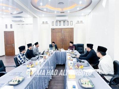 Direktur Ma’had Aly Kunjungi Lirboyo, Bahas Penguatan Kelembagaan dan Persiapan Mu’tamad 2026